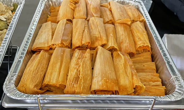tamales-catering-express-tostada-regia